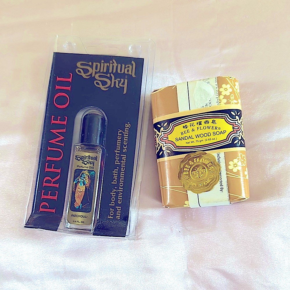 Hippie Bundle:Spiritual Sky Patchouli Perfume Oil +Bee & Flower Sandalwood Soap